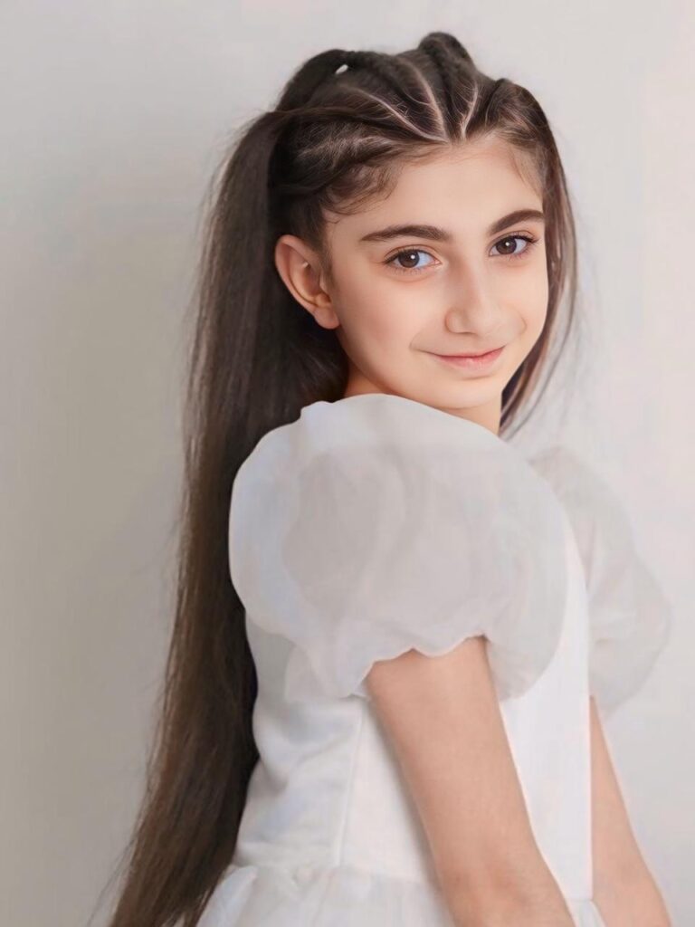 Կարապետյան Վիկտորիա